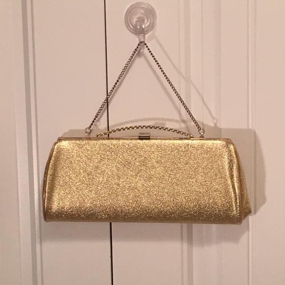 VINTAGE GOLD METALLIC CLUTCH /PURSE - Picture 3 of 8